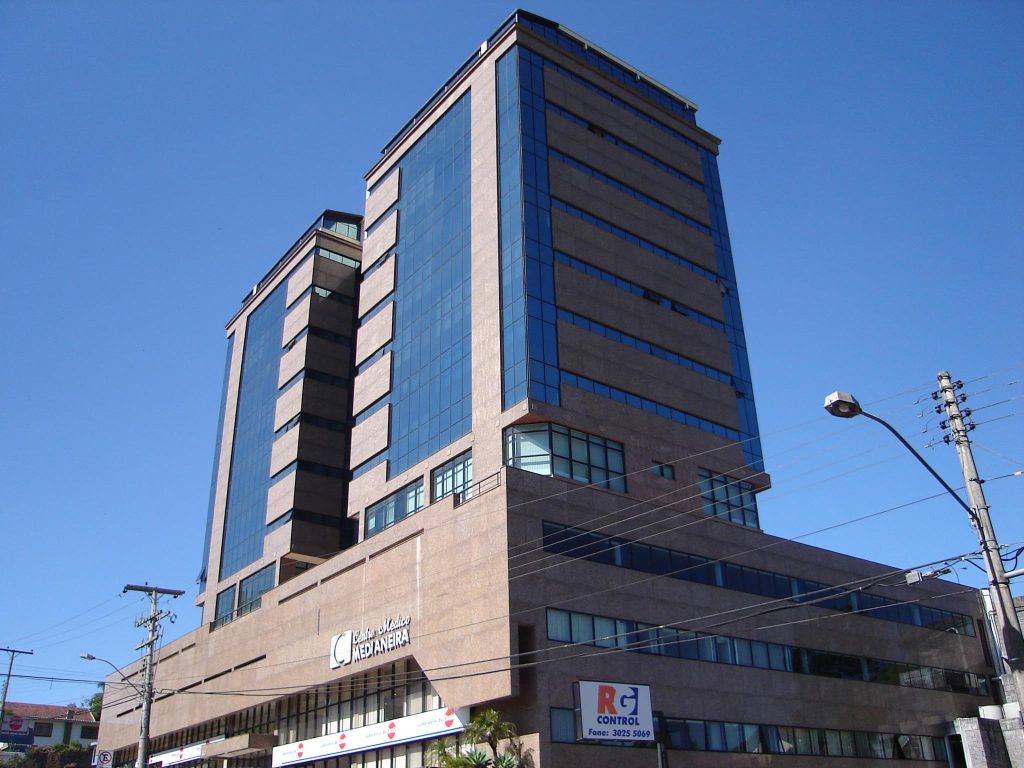 Pró Implanto - Implantes Dentários - Próteses Dentárias - Cirurgias Plásticas - Clínica de Implantes Dentários em Caxias do Sul